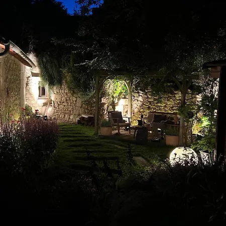 Experience Troglodyte De Charme & D'art De Vivre Le Puy-Notre-Dame