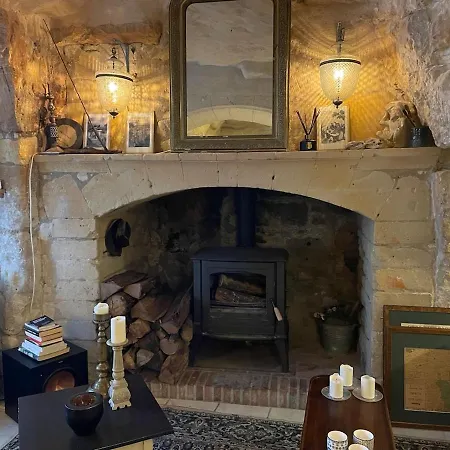 Experience Troglodyte De Charme & D'art De Vivre Holiday home *