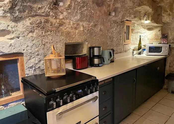 펜션 Experience Troglodyte De Charme & D'art De Vivre 르퓌노트르담