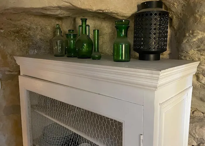 Experience Troglodyte De Charme & D'art De Vivre Holiday home Le Puy-Notre-Dame
