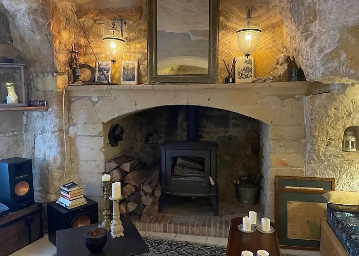 Experience Troglodyte De Charme & D'art De Vivre Holiday home *